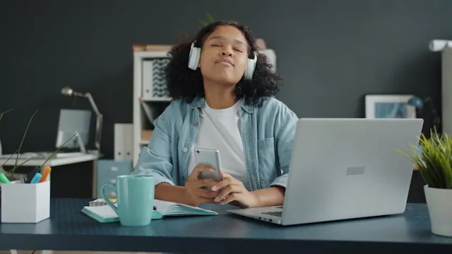 Ambiente estético e minimalista inspirando descanso e relaxamento profundo